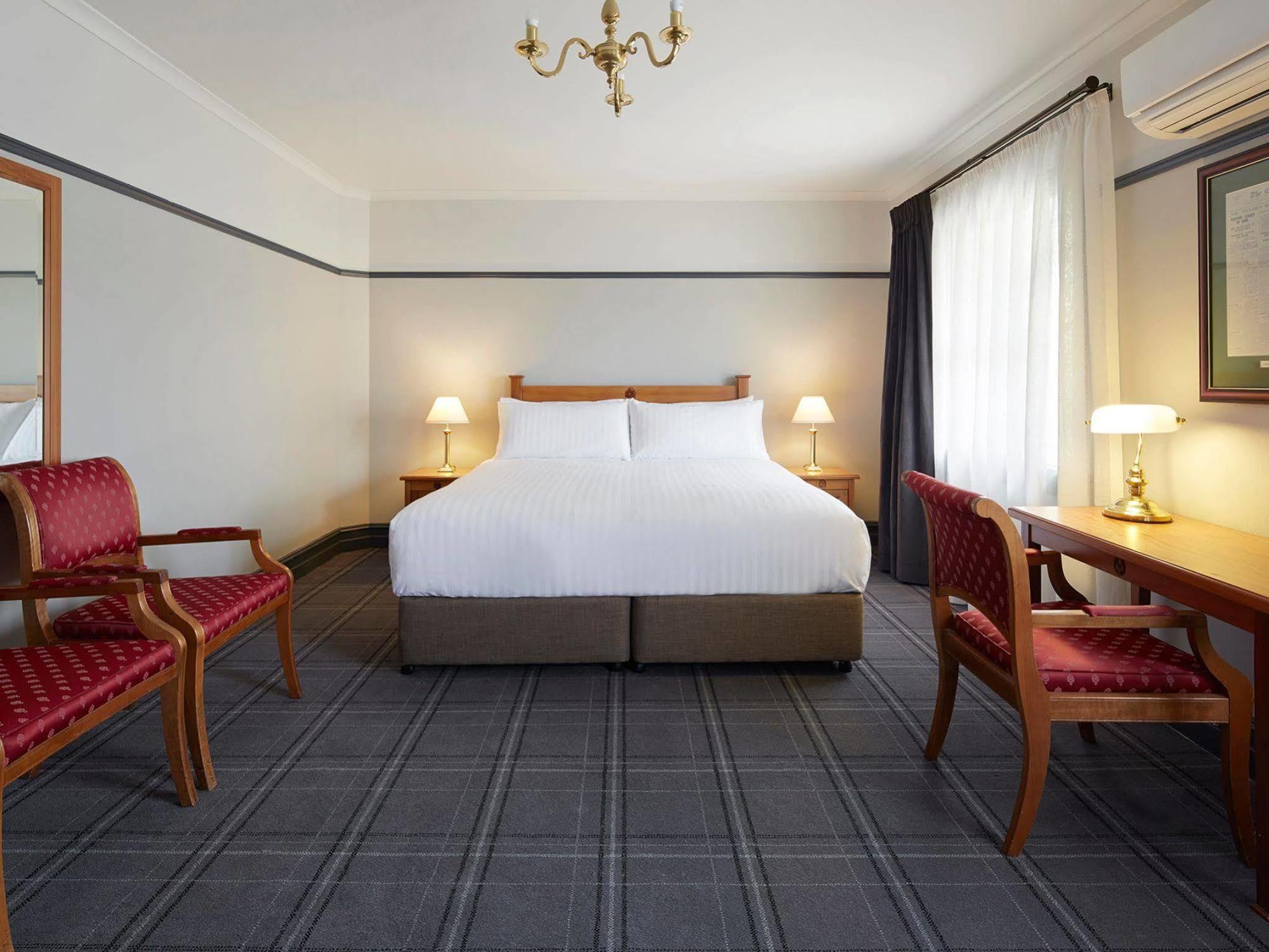 Brassey Hotel - Managed By Doma Hotels Canberra Exteriér fotografie